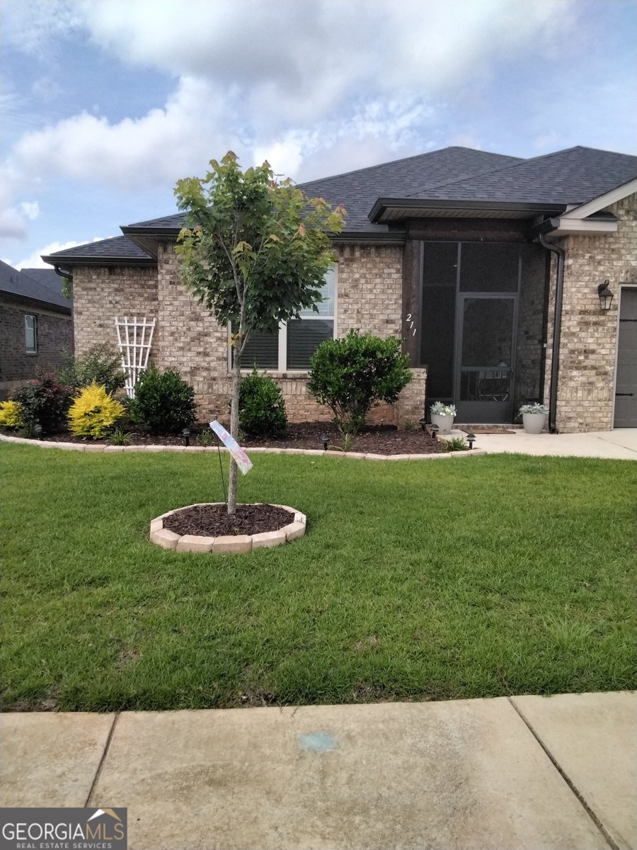 211 Barnyard Way Perry - 1