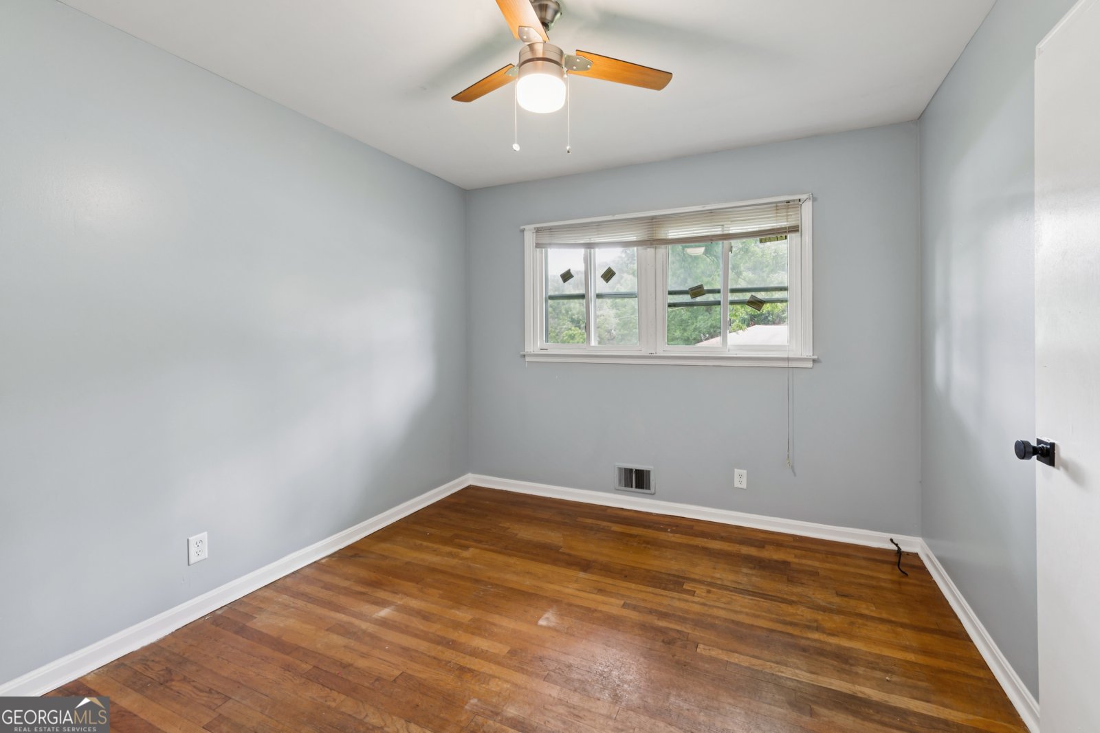 4653 Ridgewood Drive Forest Park - 13