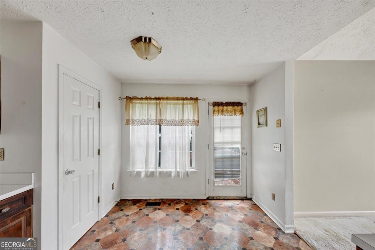1735 Silver Way Lithia Springs - 13