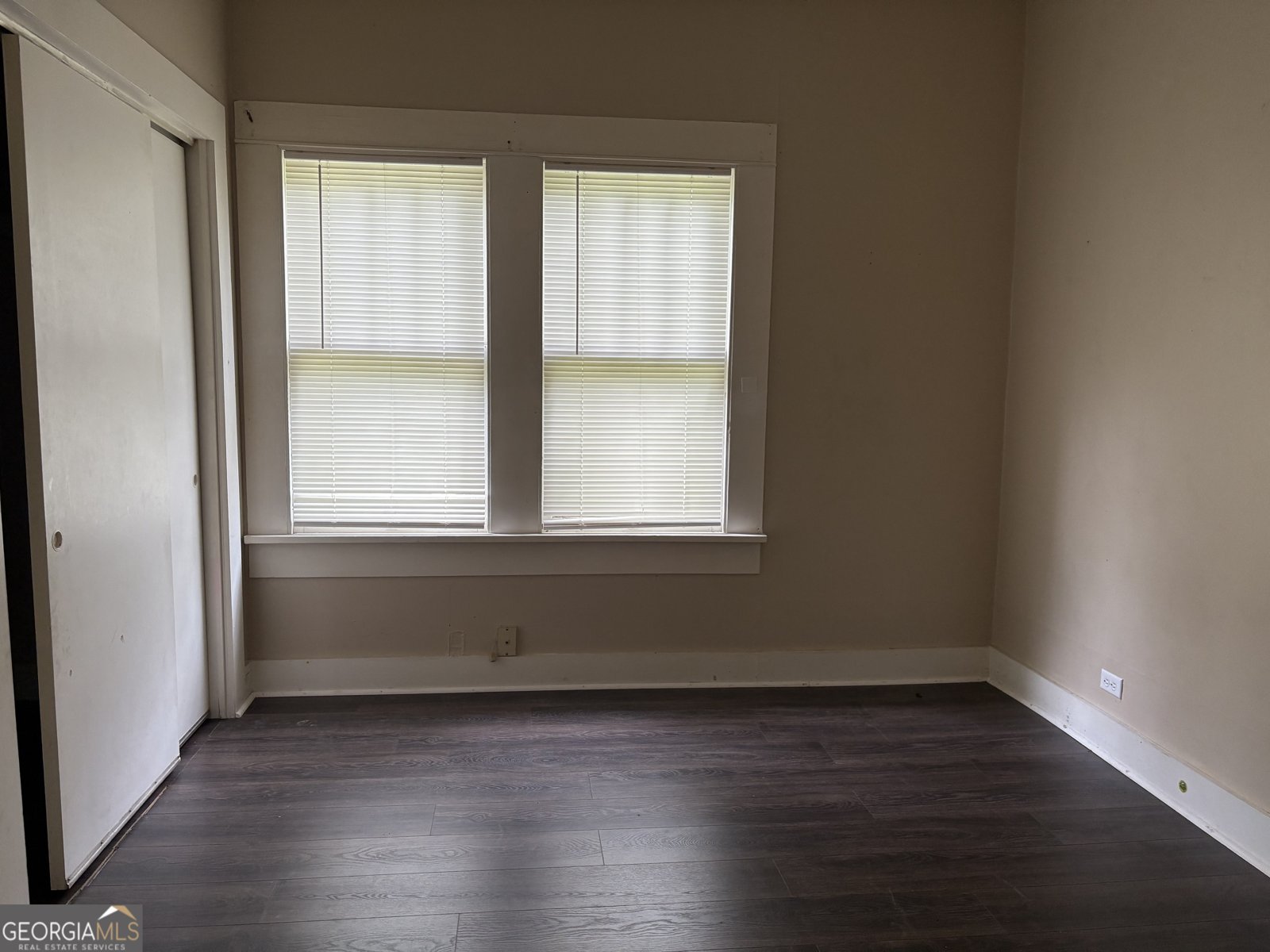 206 Hilton Avenue Kingsland - 11