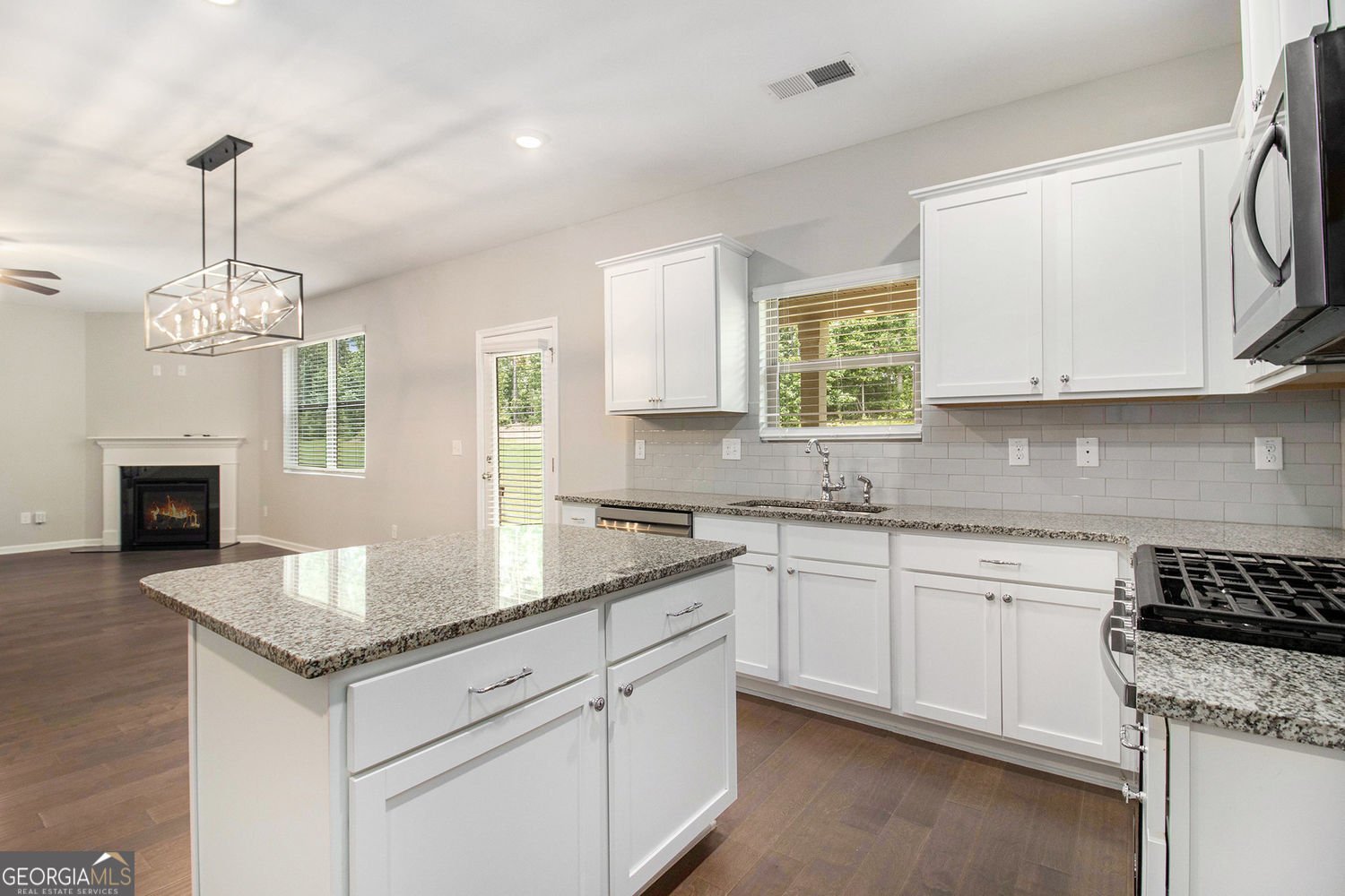 8041 Louis Drive Locust Grove - 11