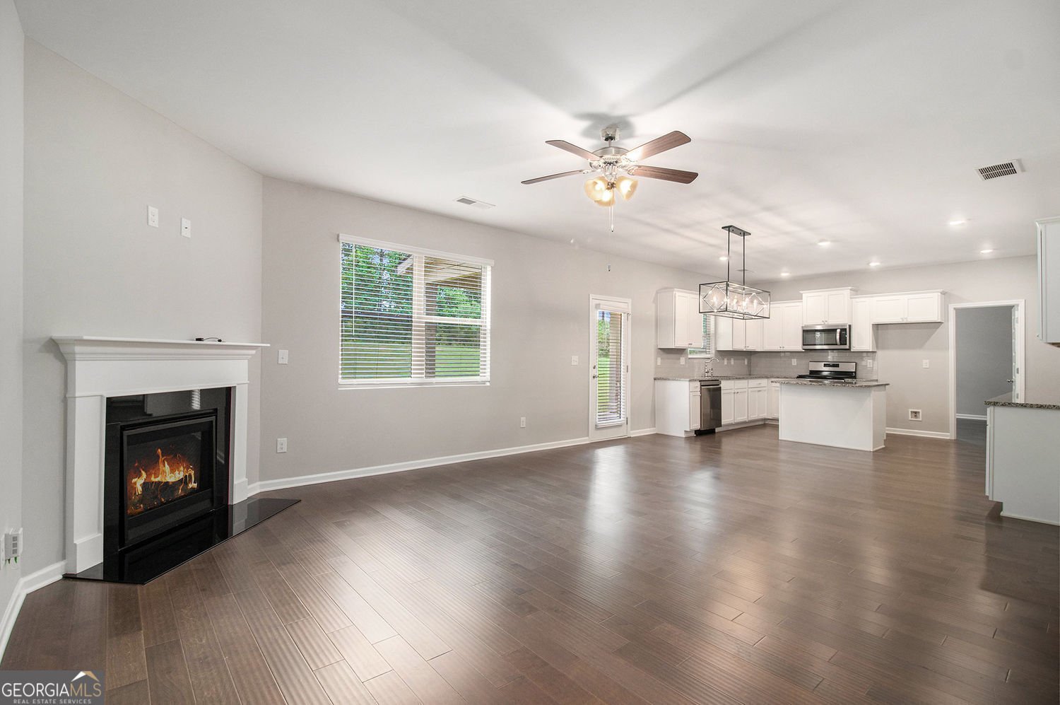 8041 Louis Drive Locust Grove - 7