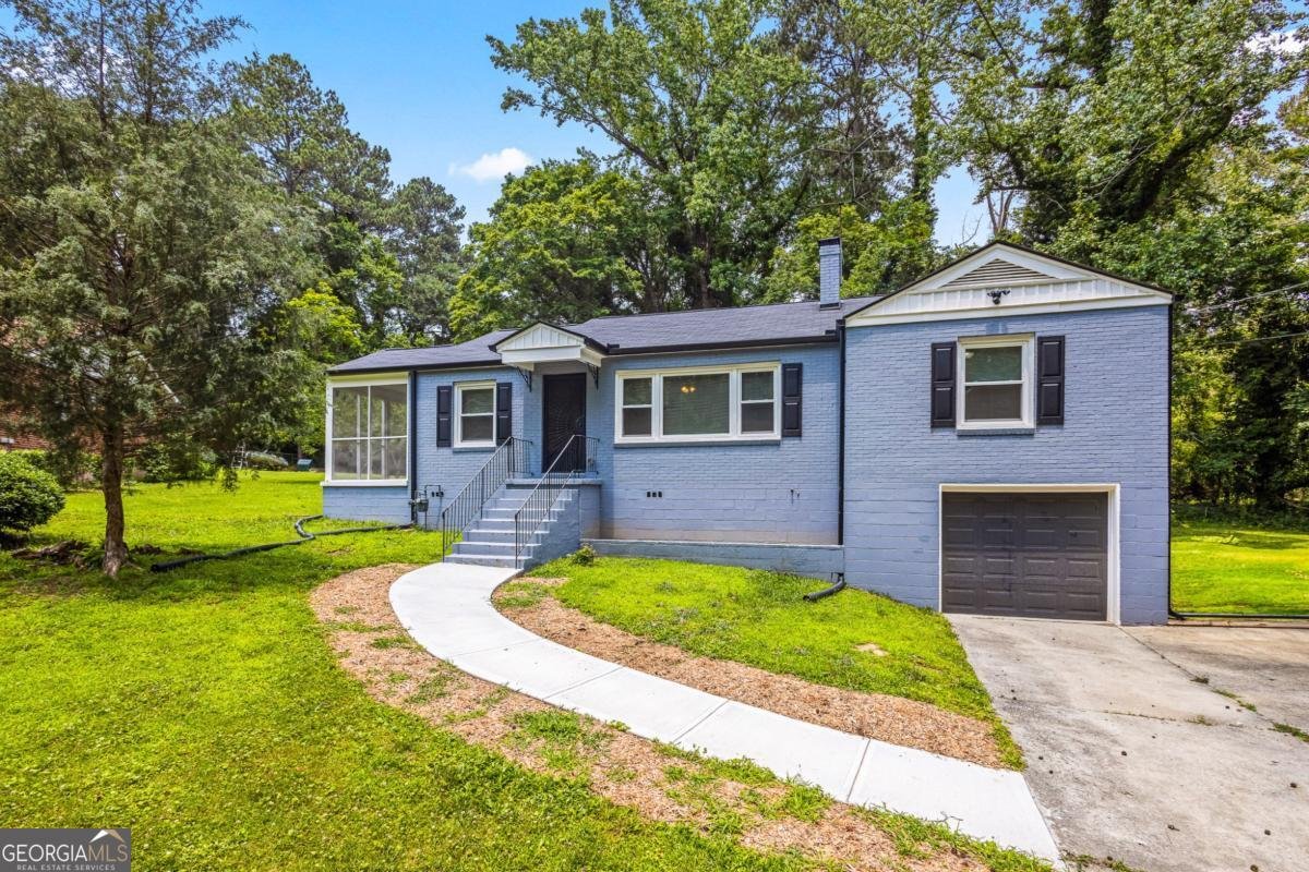 3211 Hollydale Drive Atlanta - 1