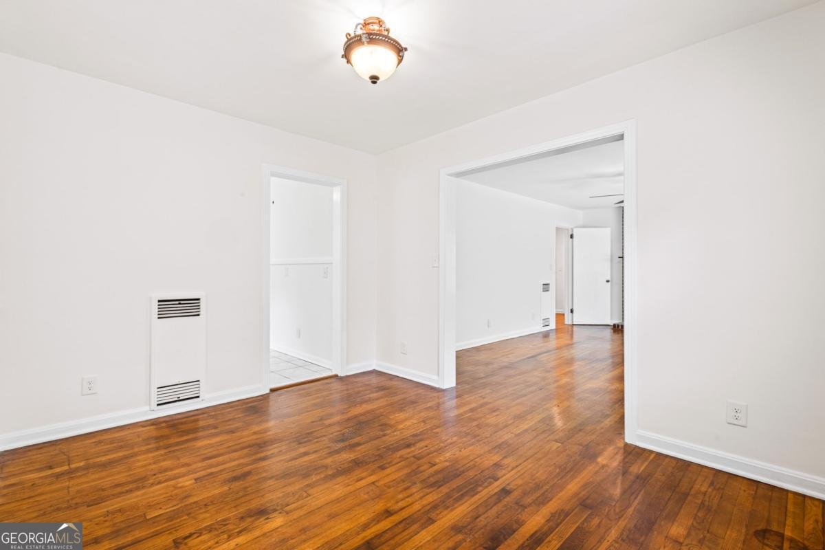 3211 Hollydale Drive Atlanta - 6