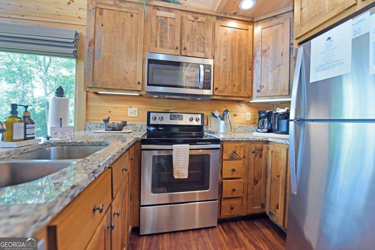 73 Rosiey Lane Blue Ridge - 36