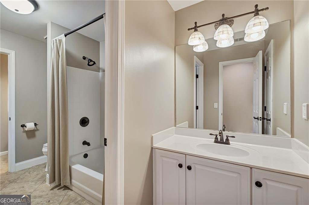 6185 Masters Club Drive Suwanee - 33
