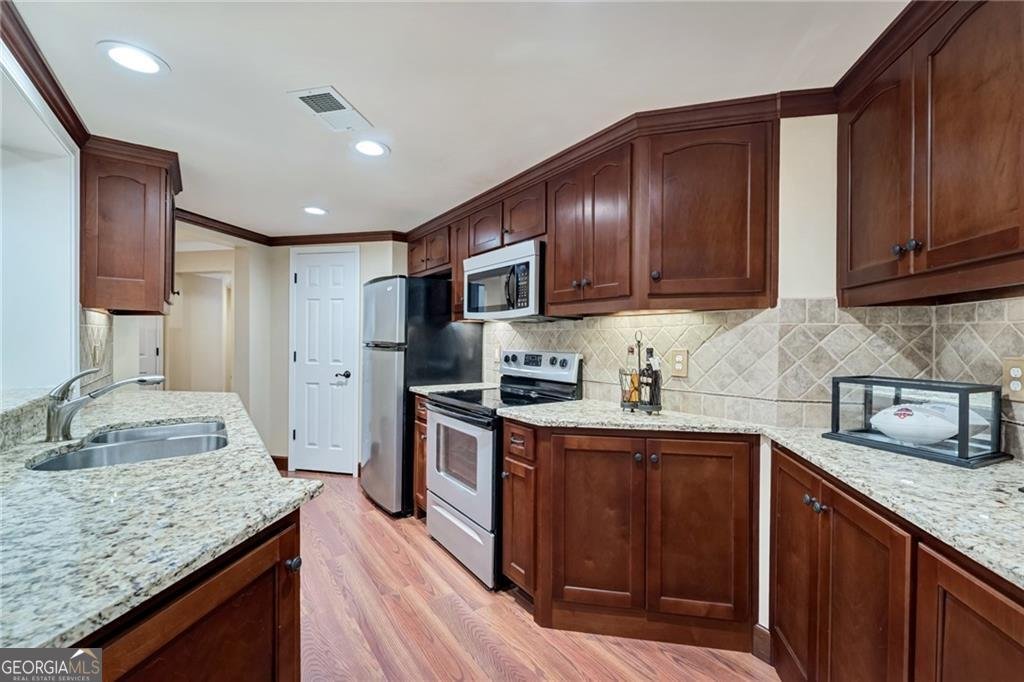 6185 Masters Club Drive Suwanee - 37