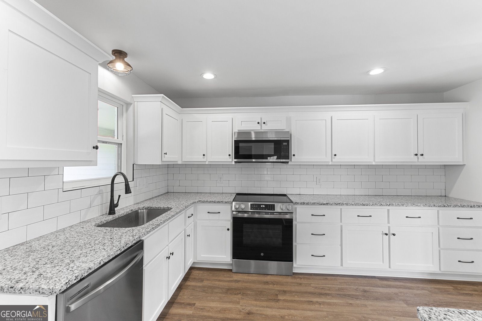 103 Chris Drive Hawkinsville - 17
