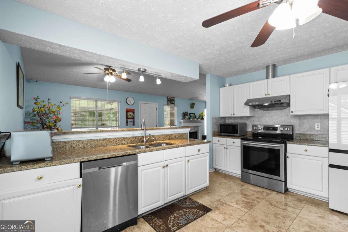 580 Lilburn School Road Lilburn - 9