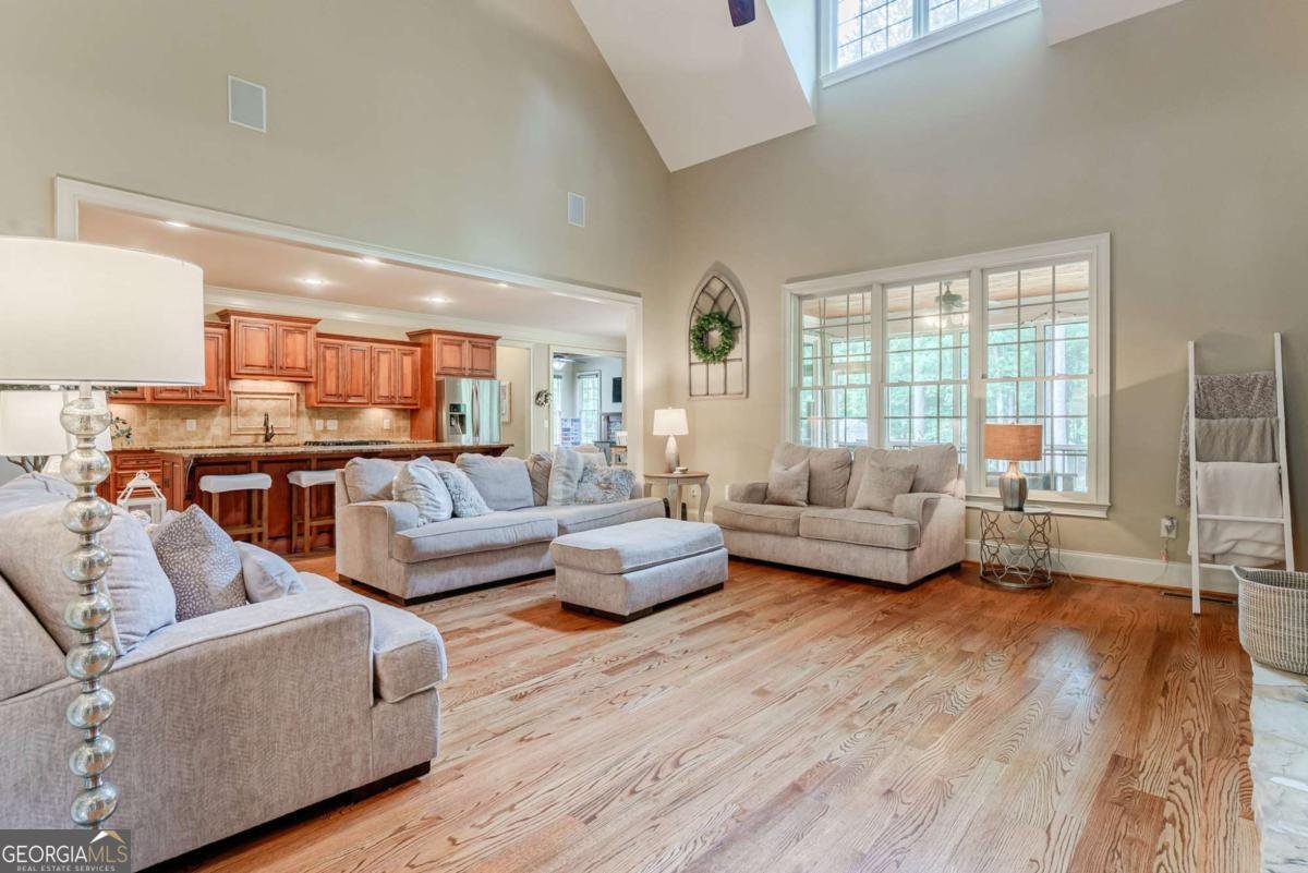1215 Shoal Creek Way Bishop - 11