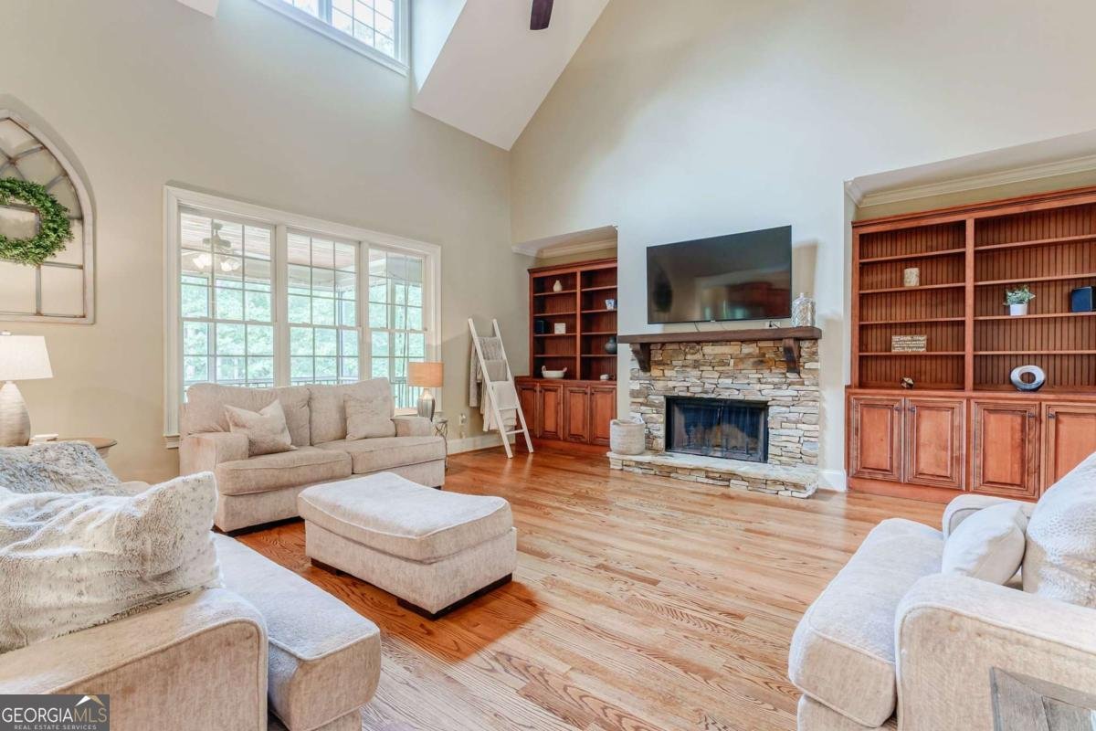 1215 Shoal Creek Way Bishop - 13