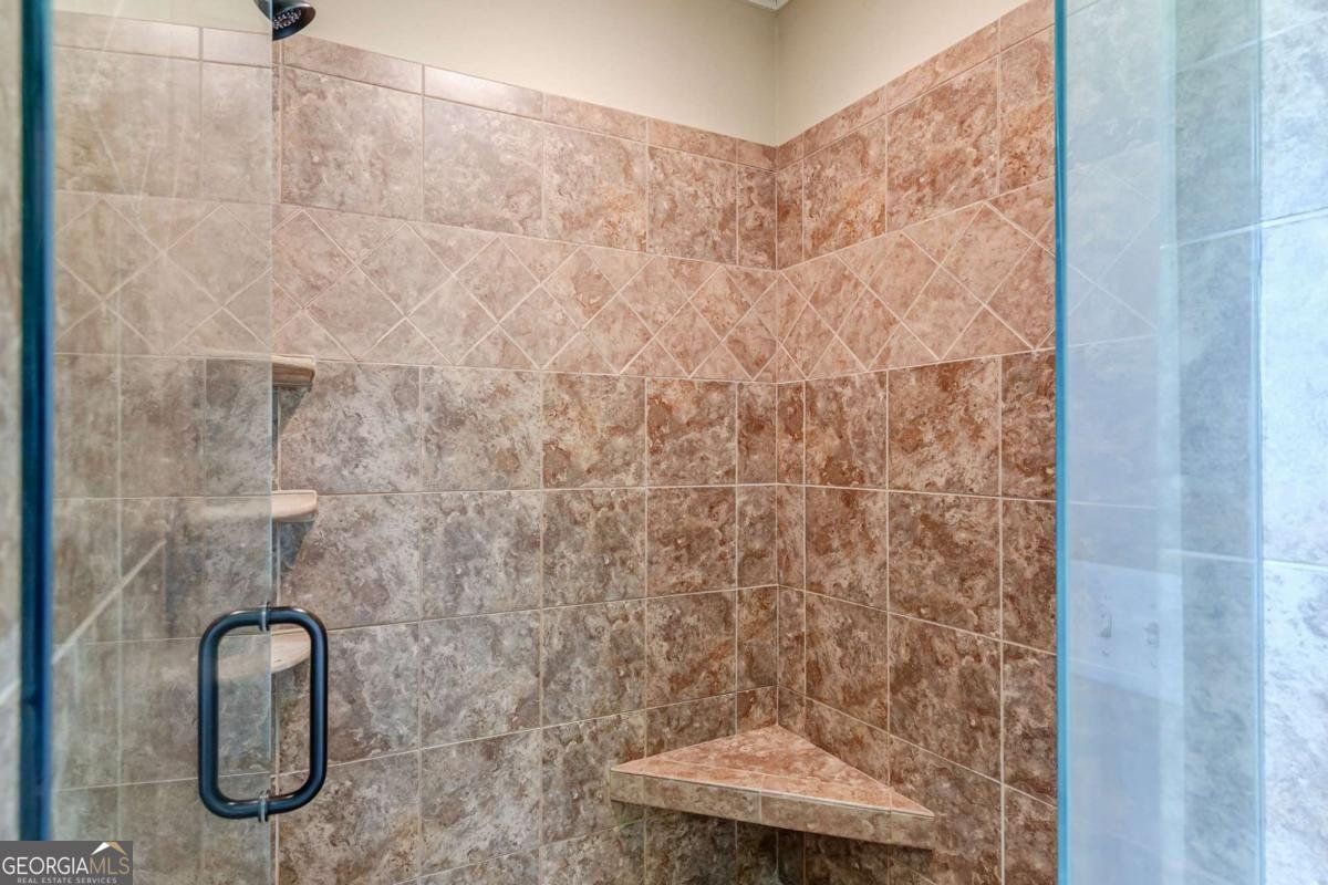 1215 Shoal Creek Way Bishop - 29