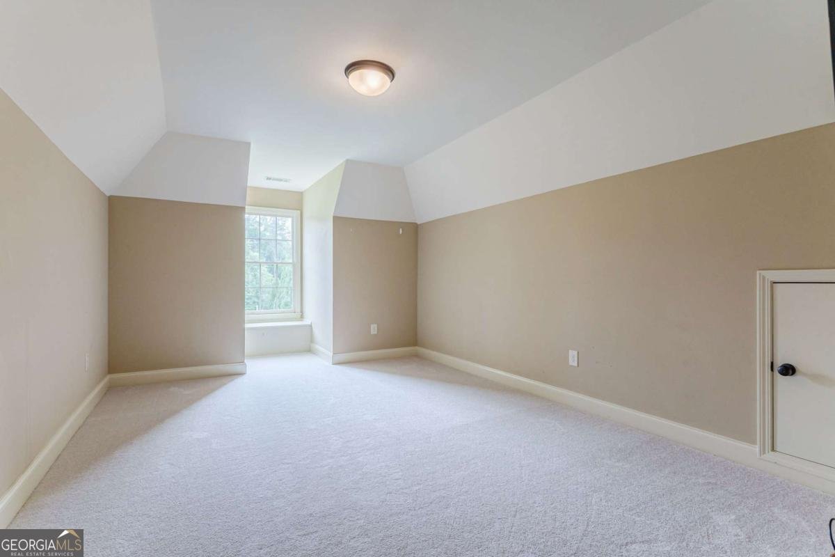 1215 Shoal Creek Way Bishop - 43