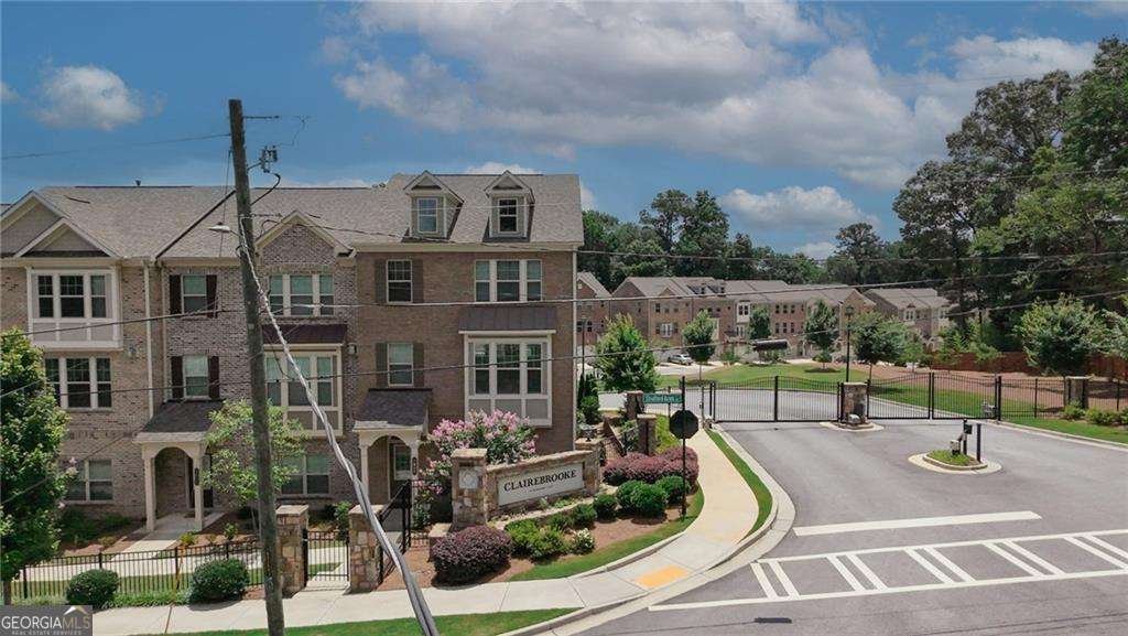 2530 Clairebrooke Bend Atlanta - 2