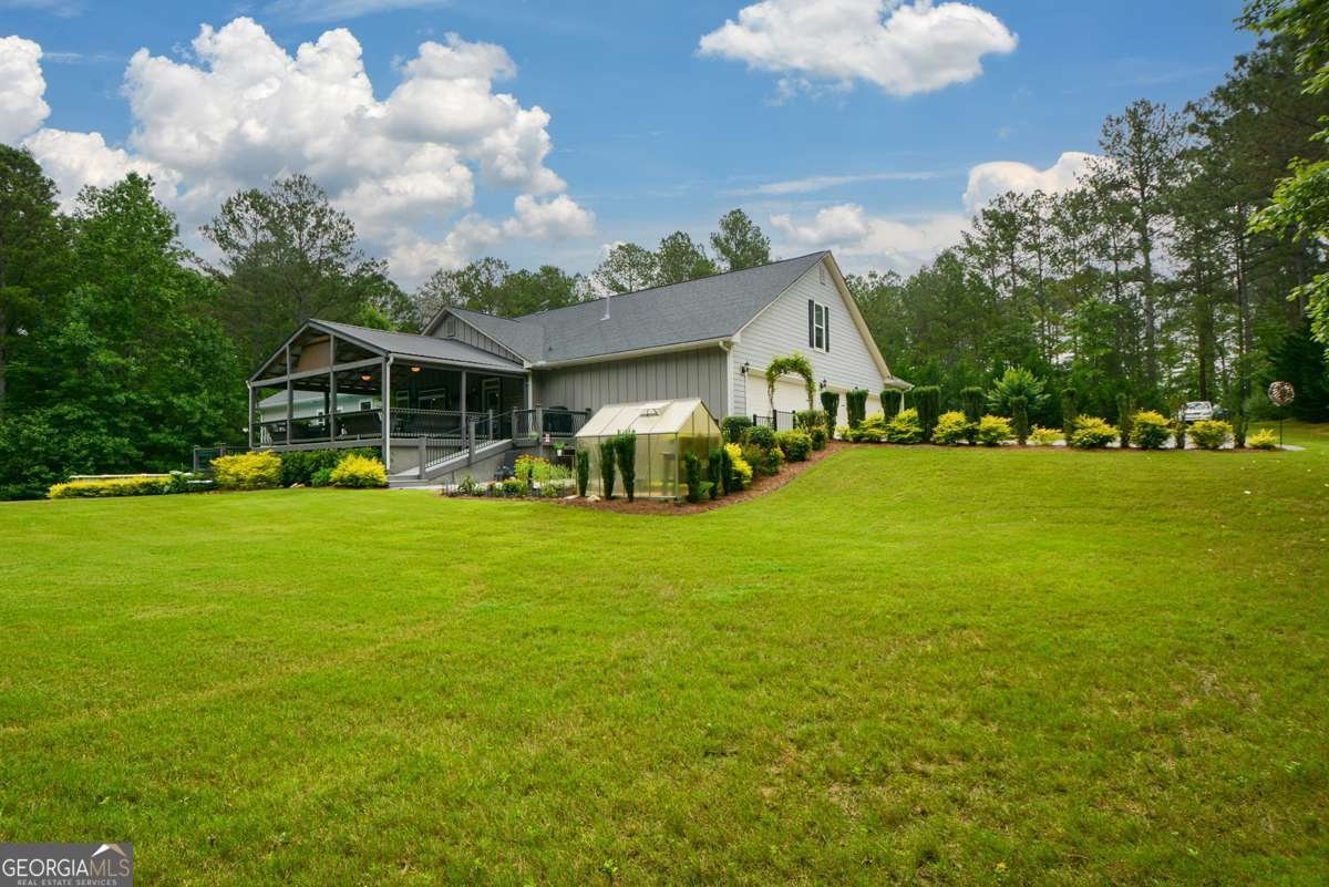 188 Macedonia Road White - 2