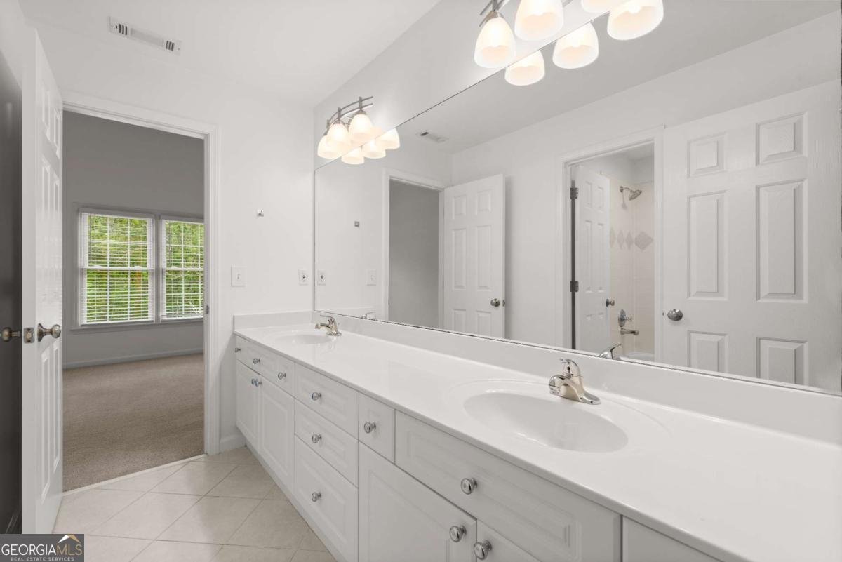 120 Legends Walk Circle Milton - 70