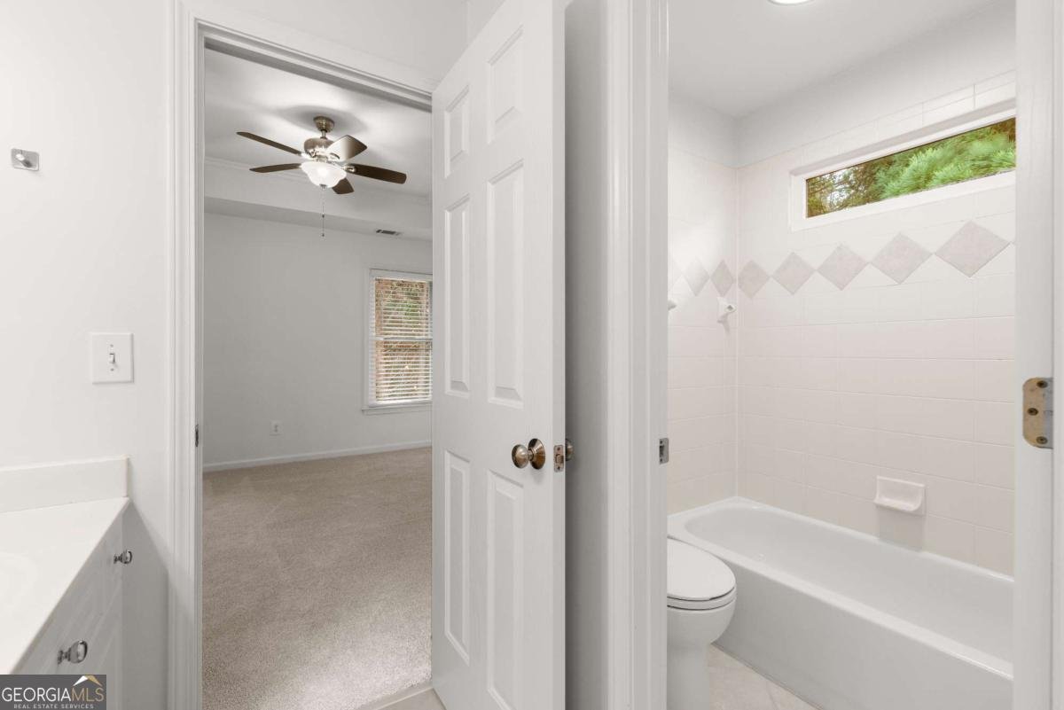 120 Legends Walk Circle Milton - 71