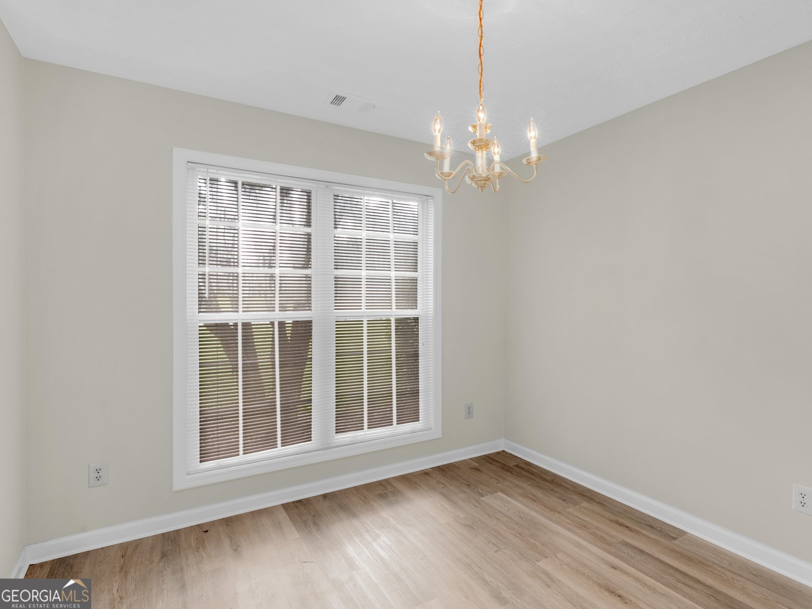 404 Northwind Place Stockbridge - 2