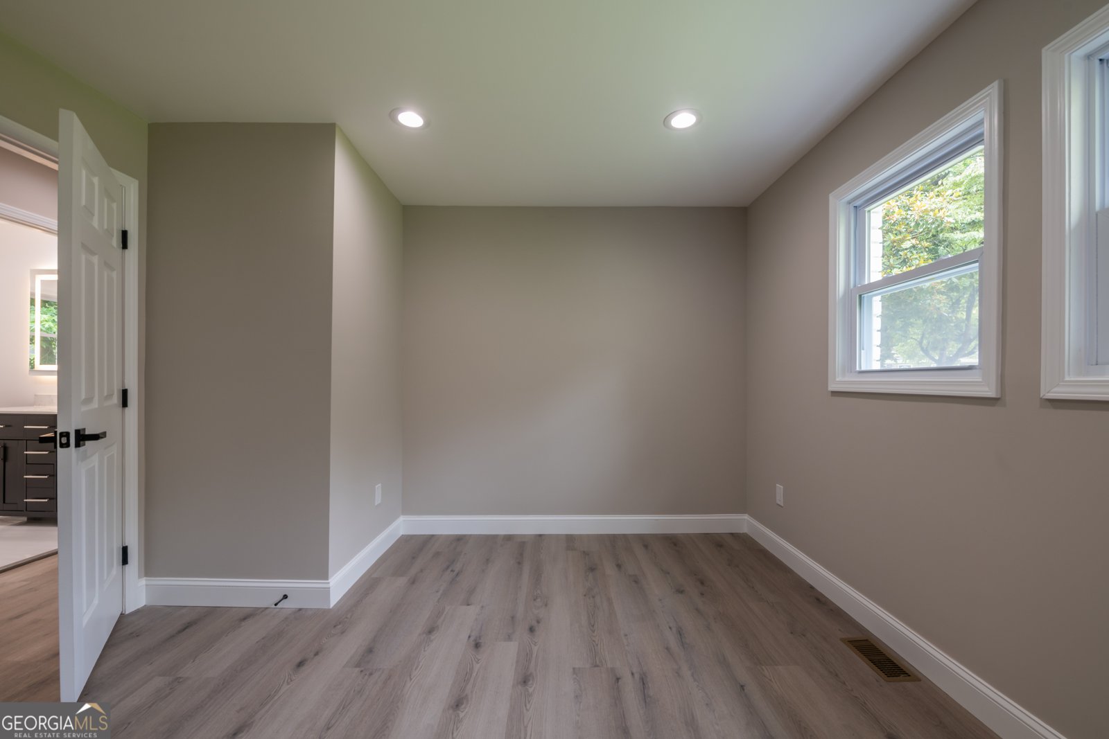 5961 John Street Austell - 8