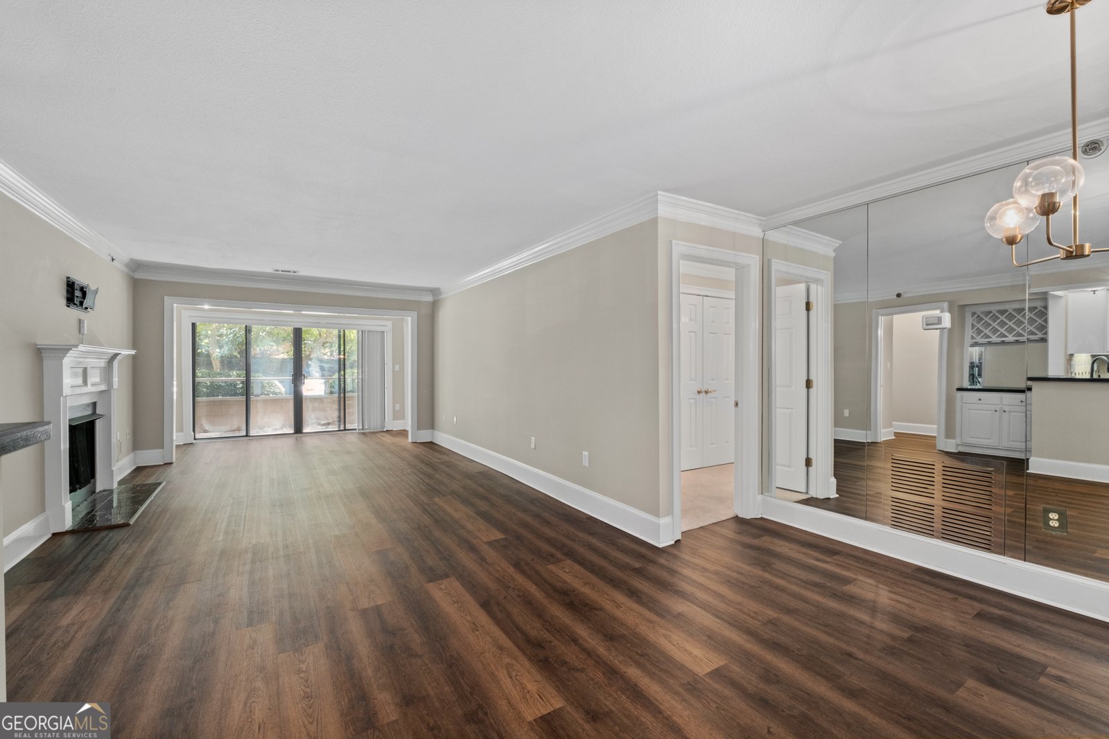 1120 1120 Highland Bluff Drive Atlanta - 2