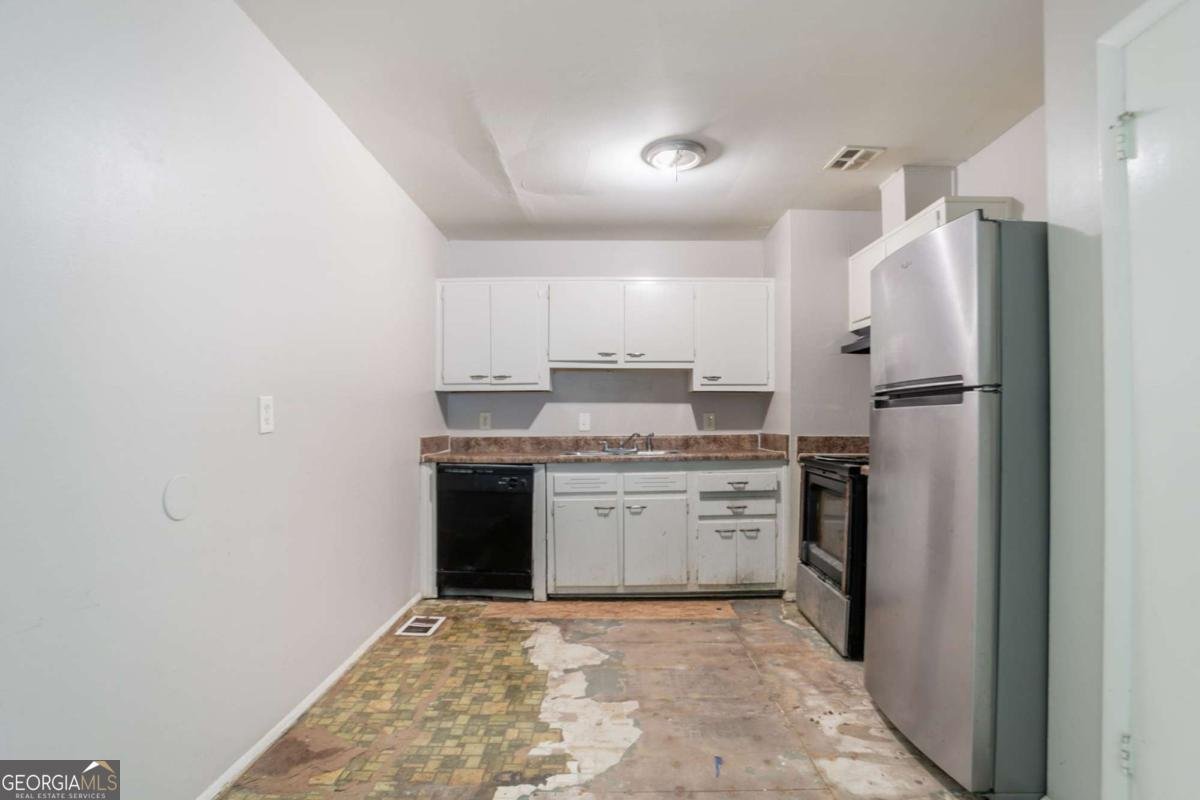 4337 Brookside Drive Forest Park - 23