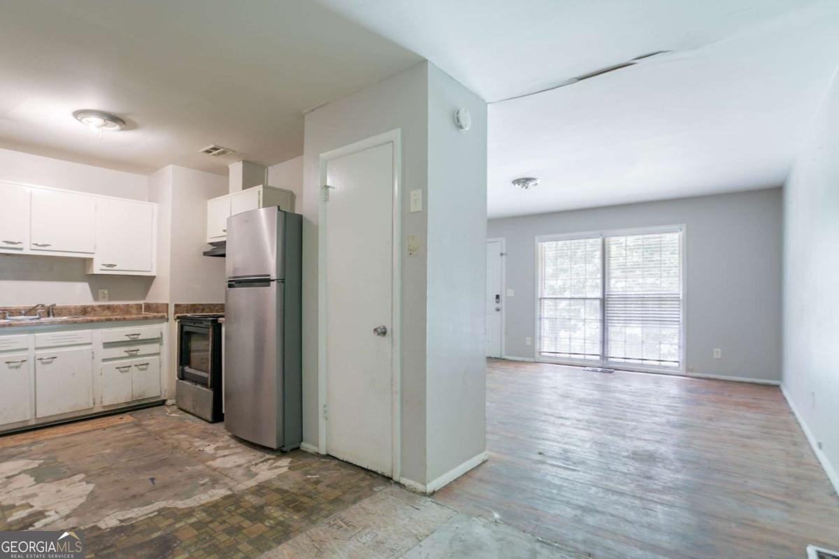 4337 Brookside Drive Forest Park - 24
