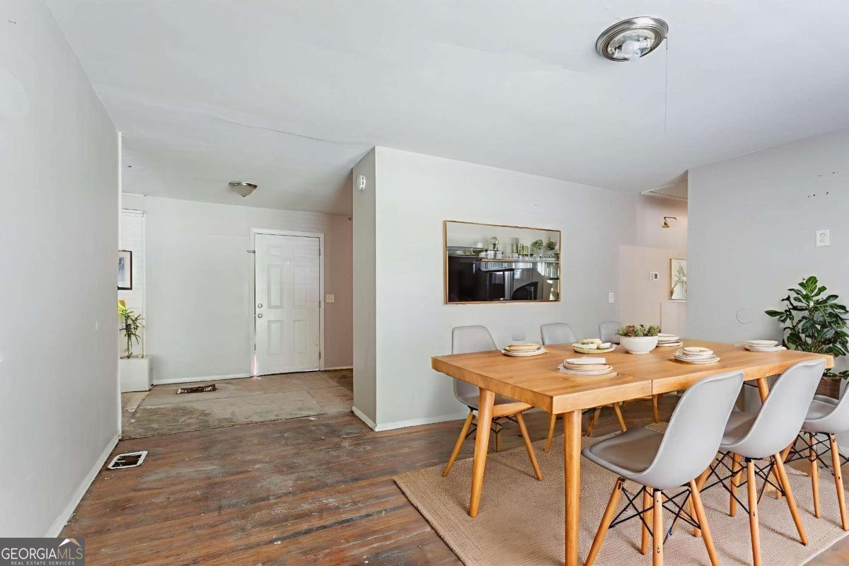 4337 Brookside Drive Forest Park - 6