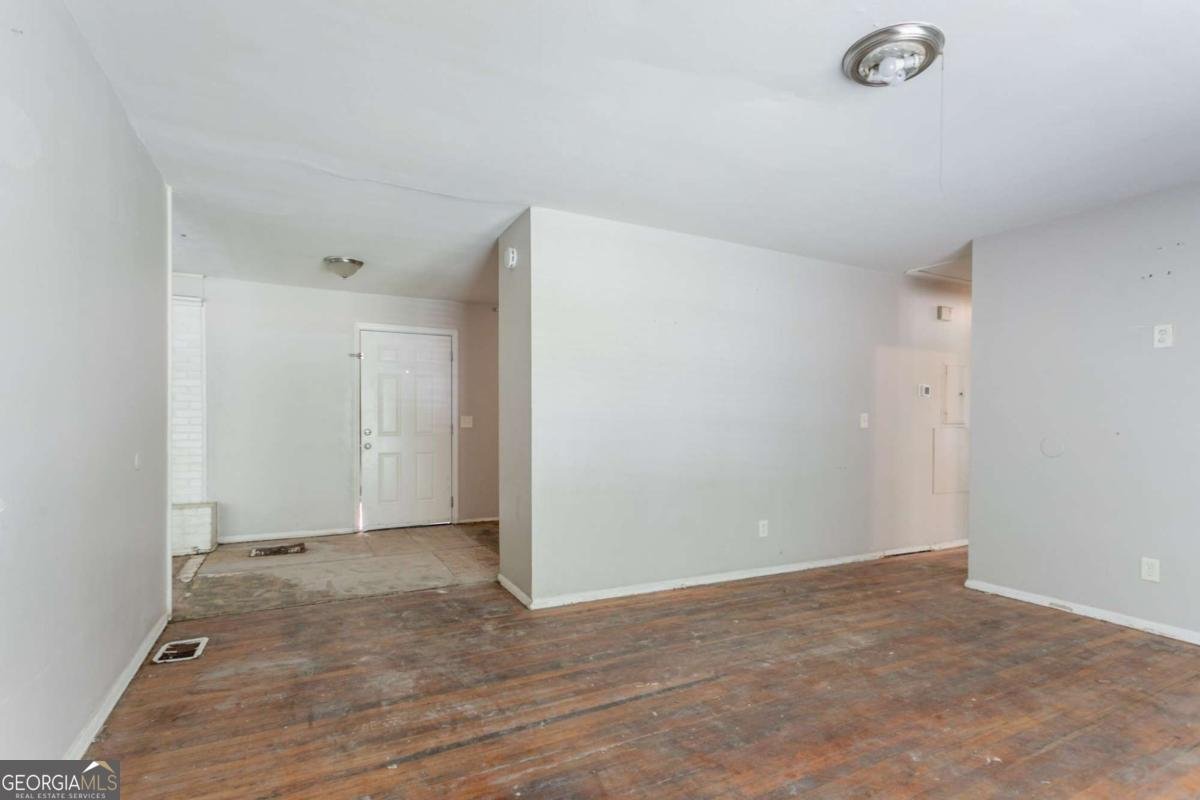 4337 Brookside Drive Forest Park - 8