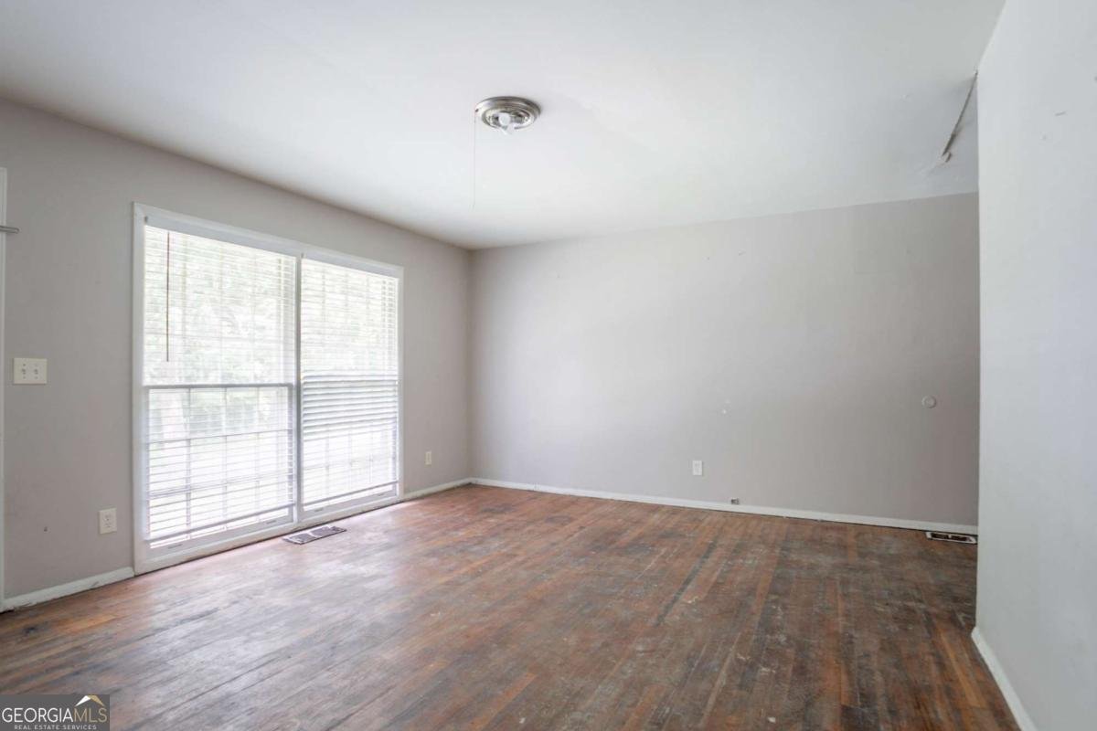 4337 Brookside Drive Forest Park - 9