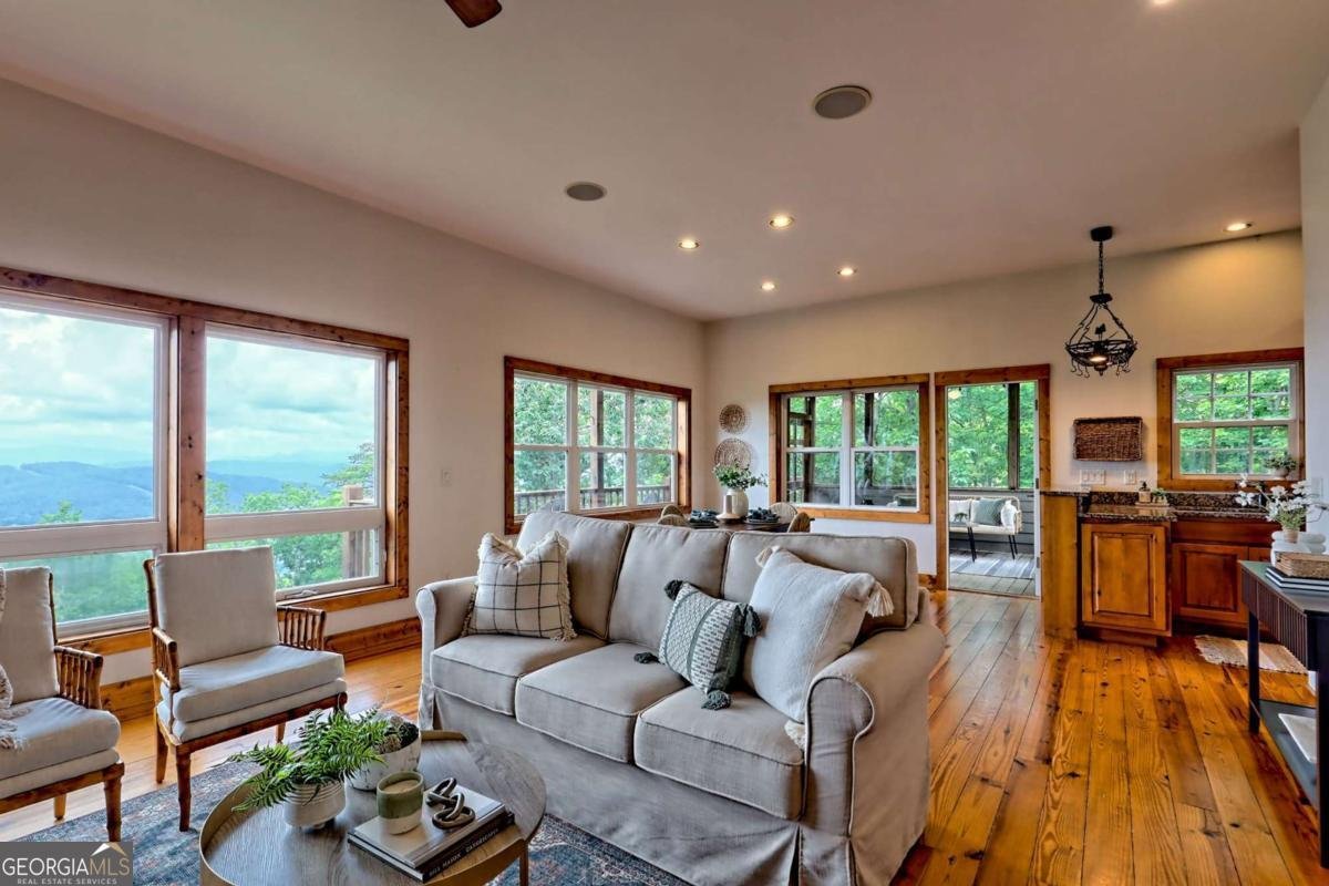 990 Hickory Nut Mountain Road Tallulah Falls - 7
