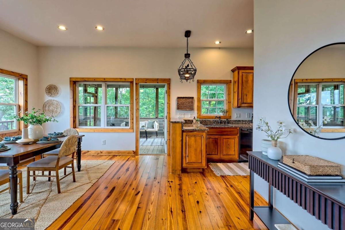 990 Hickory Nut Mountain Road Tallulah Falls - 8