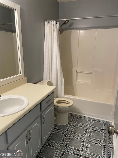207 Oak Circle Stockbridge - 14