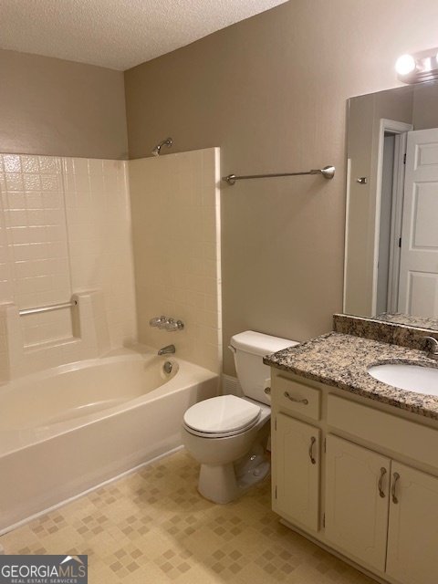 207 Oak Circle Stockbridge - 9