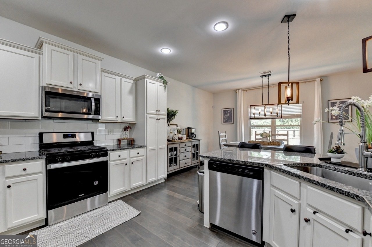 2410 Melton Common Drive Dacula - 16