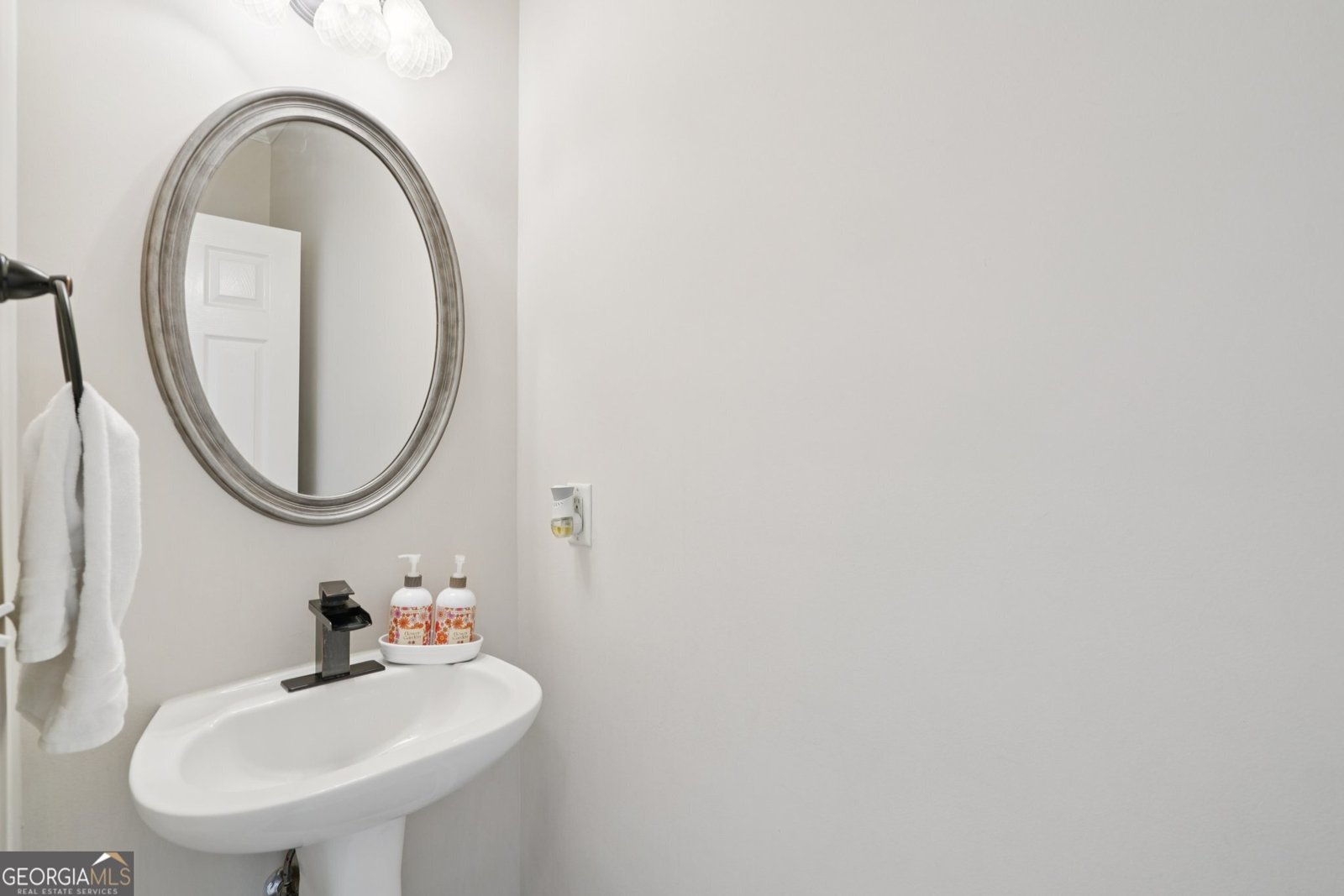 5114 J White Road Oakwood - 13