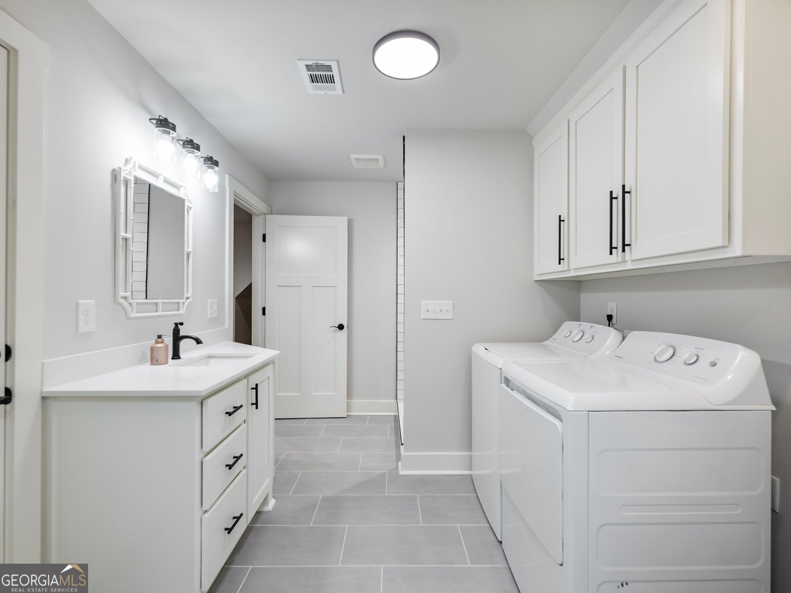 645 Rue Cezzan Lavonia - 30
