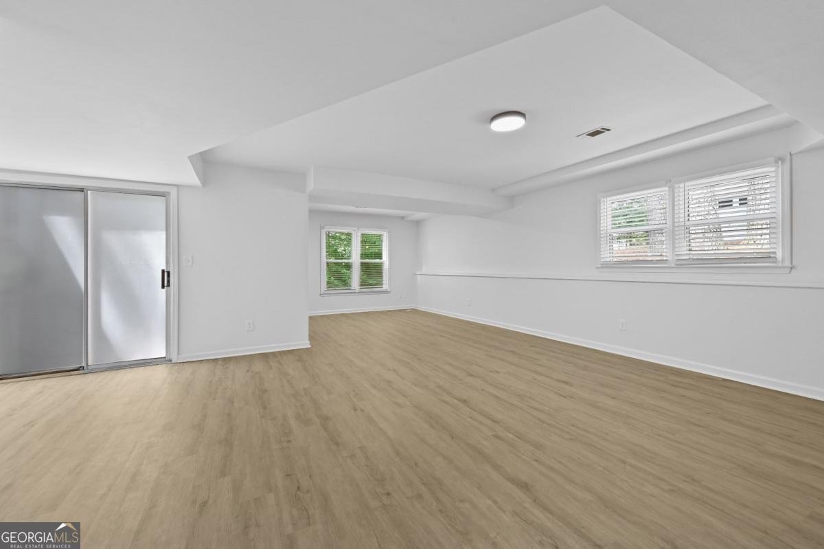 400 Hunt River Way Suwanee - 27