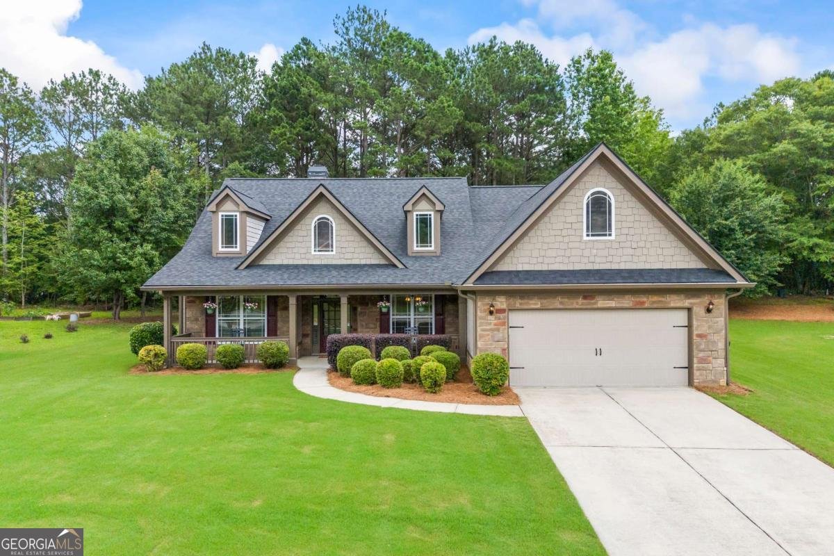 1524 Guthrie Crossing Drive Loganville - 1