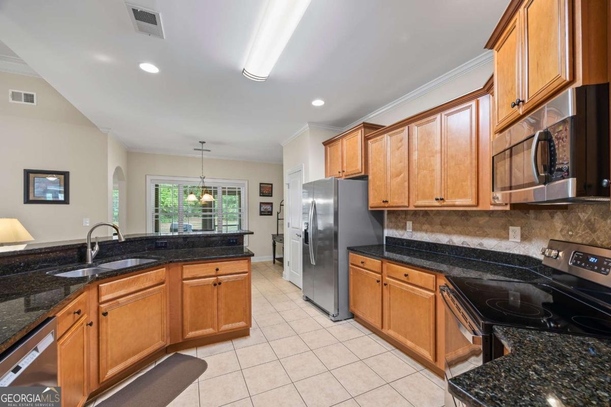 1524 Guthrie Crossing Drive Loganville - 17