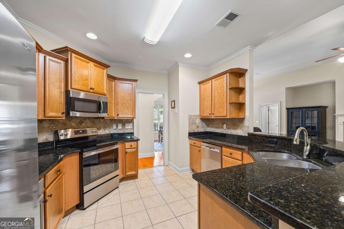 1524 Guthrie Crossing Drive Loganville - 18