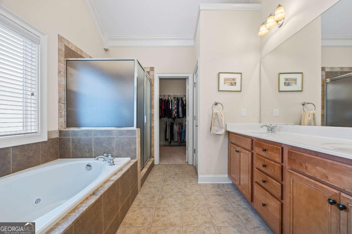 1524 Guthrie Crossing Drive Loganville - 33