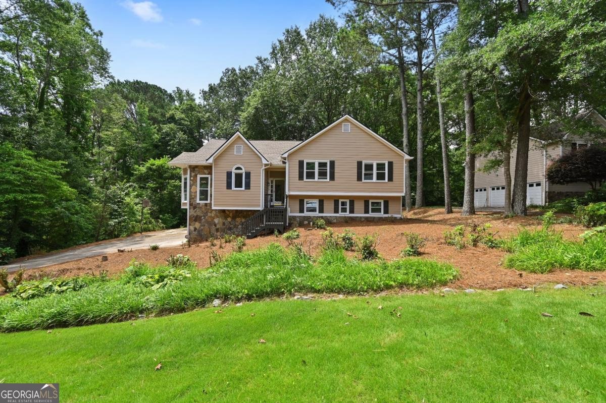 400 Hunt River Way Suwanee - 2