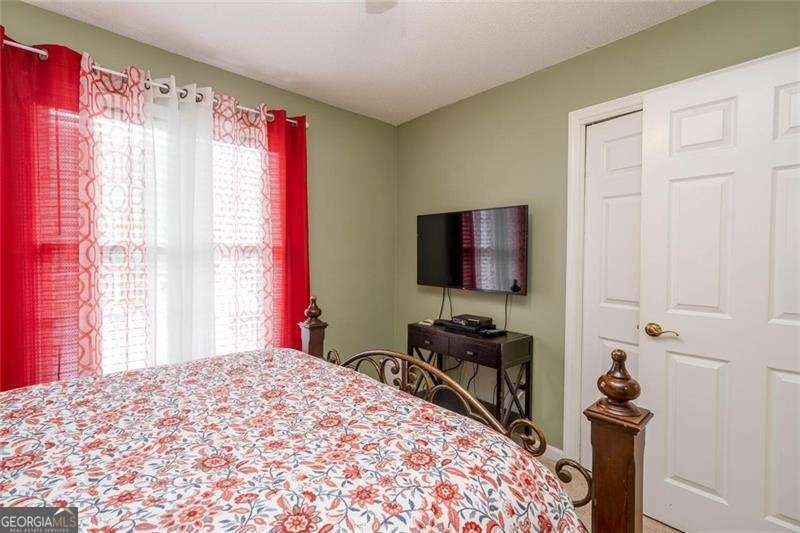 4801 Deer Chase Powder Springs - 38