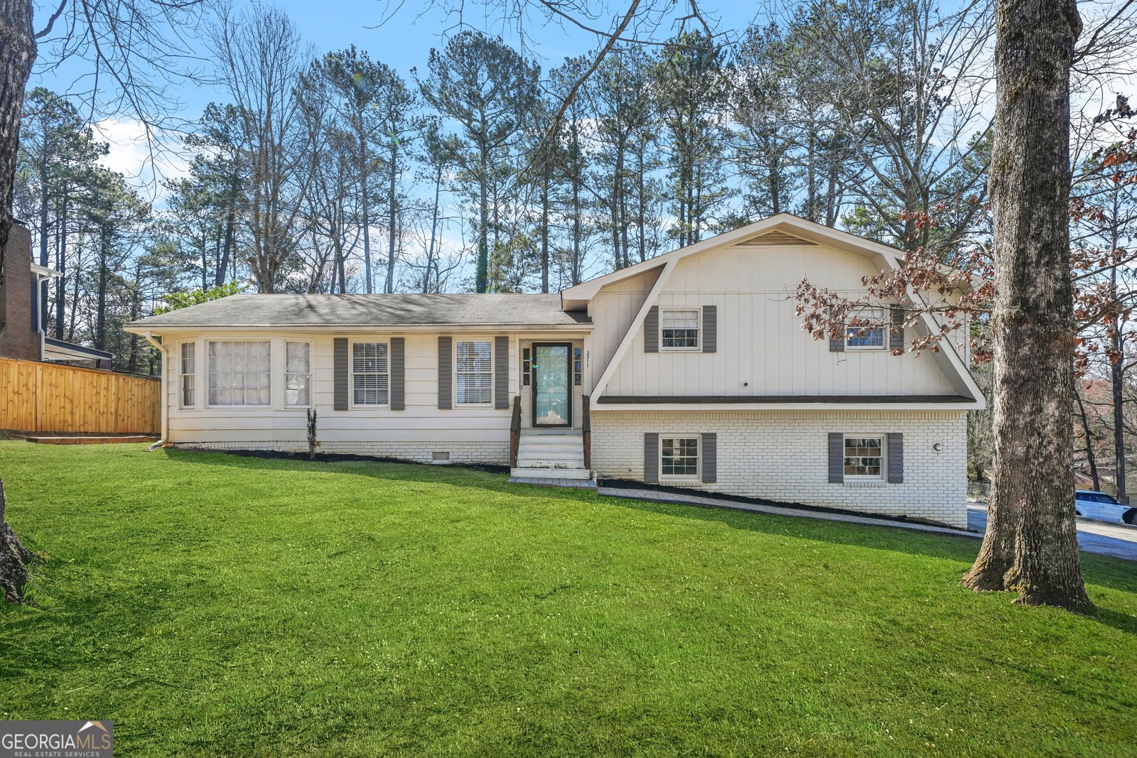 2511 Due West Circle Kennesaw - 1