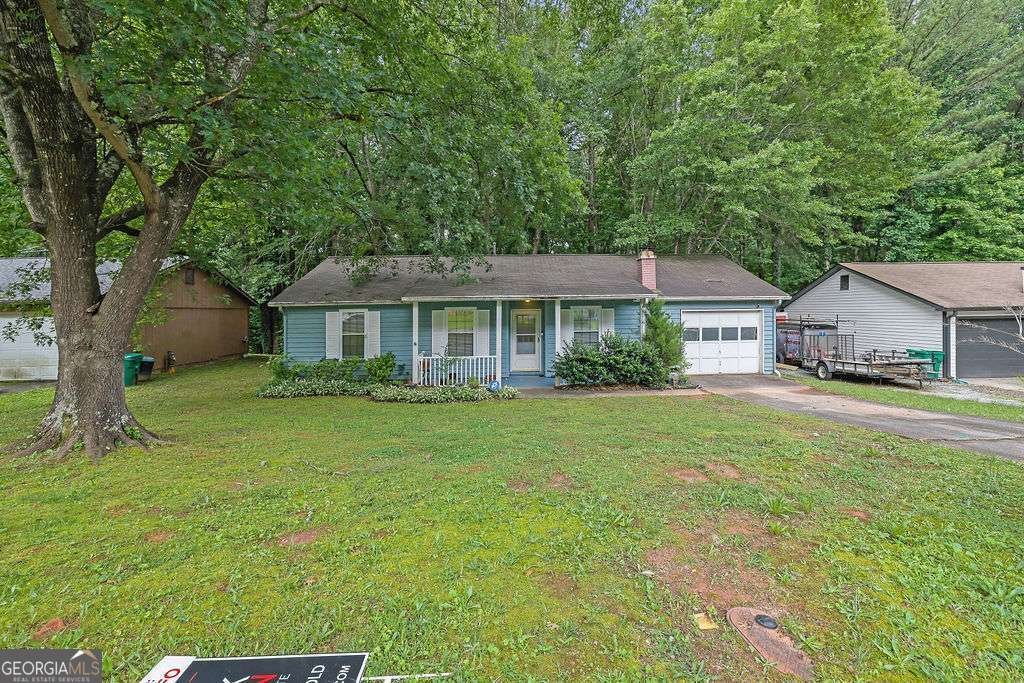 5012 Galbraith Circle Stone Mountain - 1