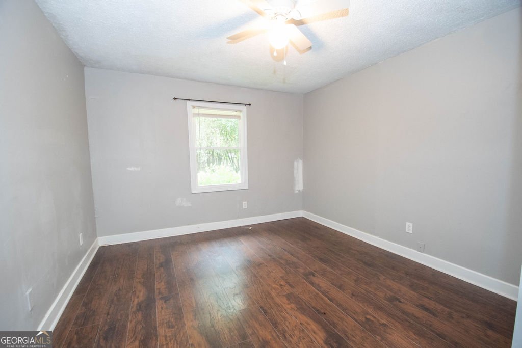 616 Inman Rd Fayetteville - 27