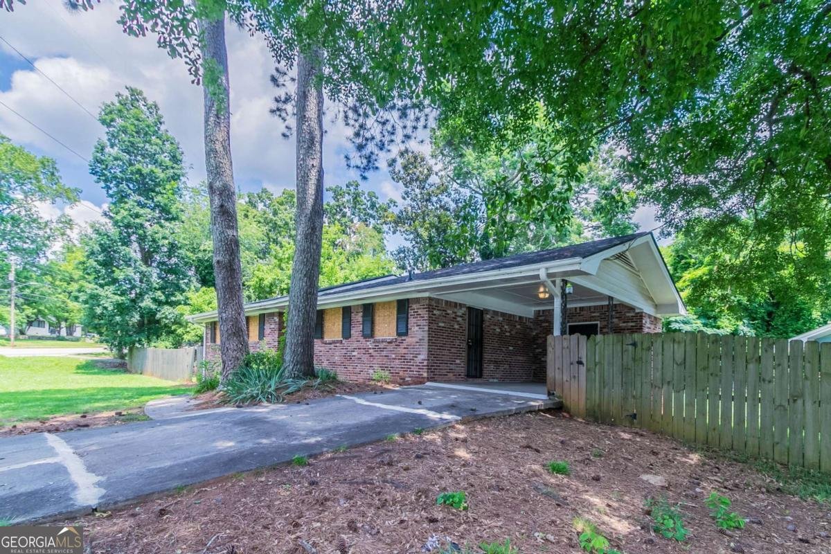 3932 Lindsey Drive Decatur - 3
