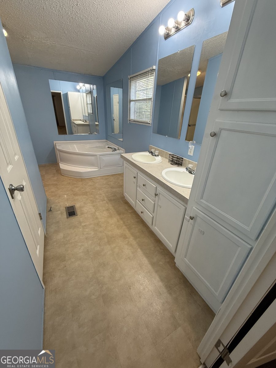 989 Harvey Hutto Road Reidsville - 14