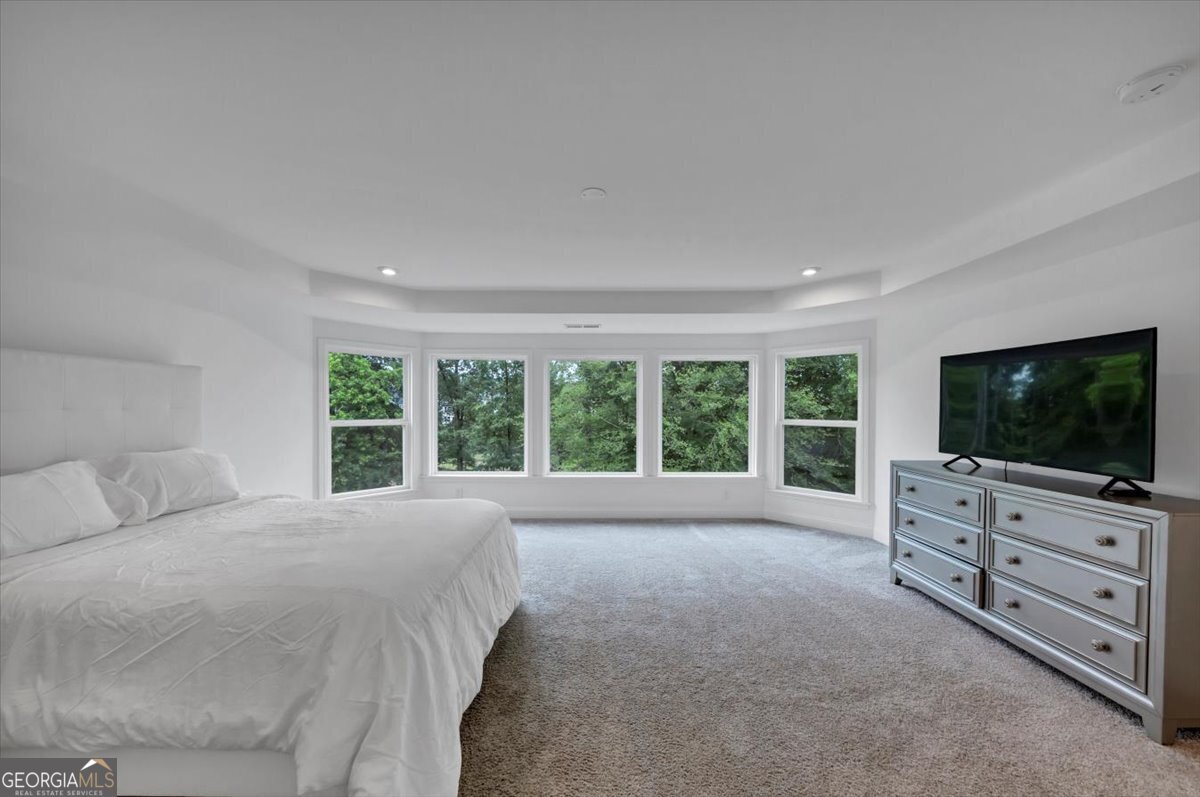 612 Michigan Circle Hoschton - 48