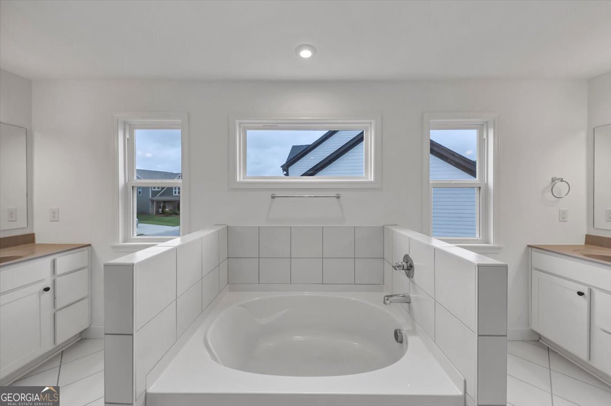 612 Michigan Circle Hoschton - 56